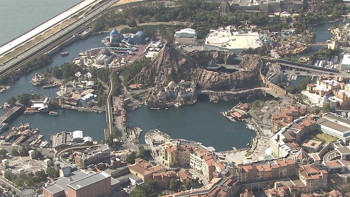 ディズニー30日まで時短営業 人数制限や酒類休止も継続