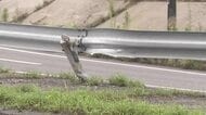 軽自動車が街路灯に衝突　１８歳男性２人意識不明の重体　広島・海田町