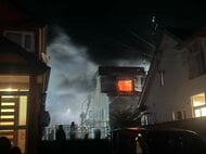 《北海道で相次ぐ死亡火災》「よく見たら隣家から炎が上がっている」2階建て住宅から性別不明の2人の遺体…住民か　警察が身元確認急ぐ〈北海道稚内市〉