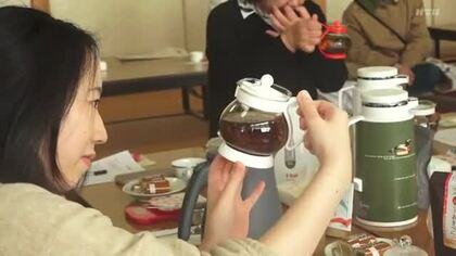 国産紅茶を飲み比べ交流楽しむ 国内最大級の「全国地紅茶サミット」離島初の対馬で開催