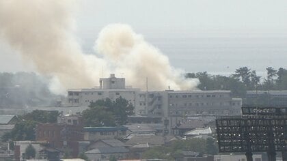 ≪続報≫新潟市中央区で住宅火災 約2時間半後に鎮火 80代男性がやけどを負い救急搬送も意識あり