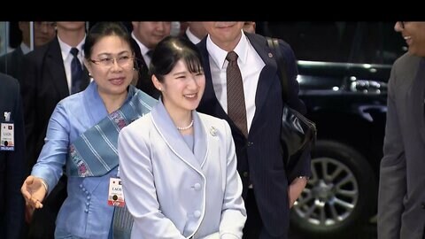 愛子さま伝統舞踊の出迎えにラオス語で「ありがとうございます」　公式訪問先ラオスの首都ビエンチャン到着