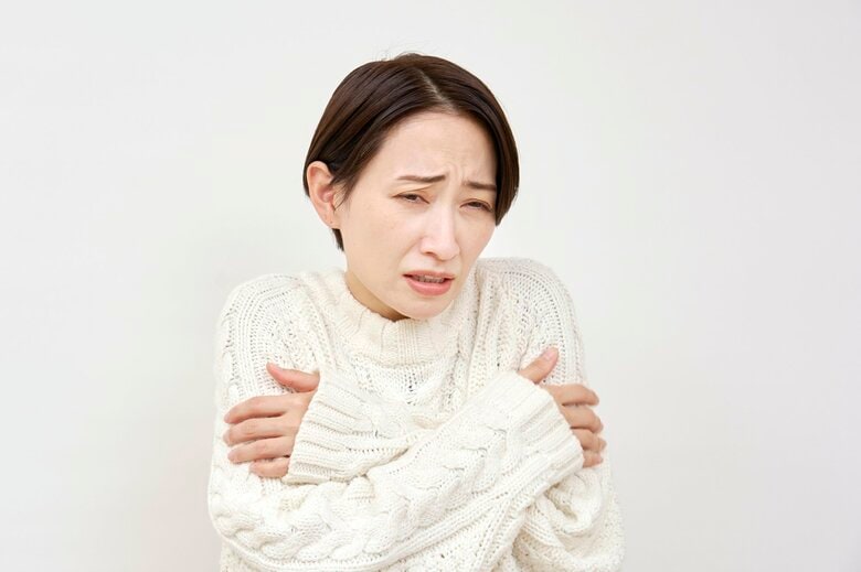 風速1m/sで下がる体感温度は1℃どころじゃなかった!? ビル街・公園・駐輪場・路地で一番寒いのはどこ？徹底調査｜FNNプライムオンライン