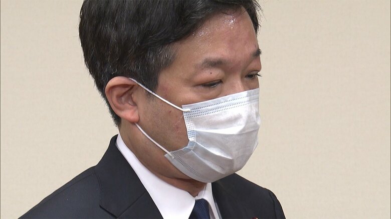 【速報】自民党・薗浦衆院議員が辞職願提出　4000万円過少記載疑い｜FNNプライムオンライン