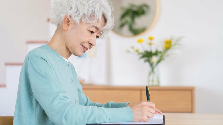 期限内に見落とさず申請を…。身内が亡くなったあとに受け取れるお金、主要な9つの要点と手続きを解説｜FNNプライムオンライン