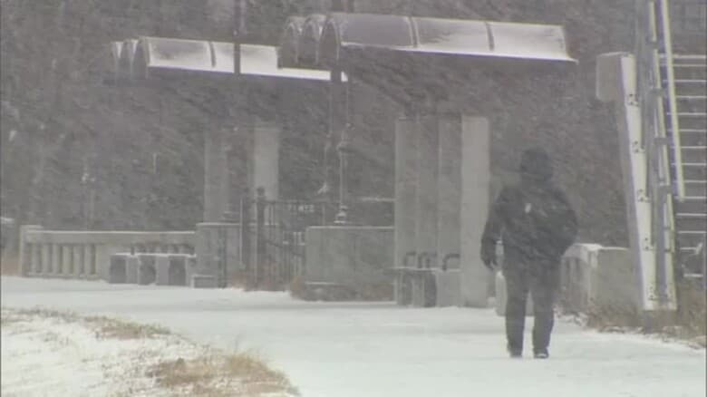 【大雪情報】25日ごろにかけて平地でも大雪のおそれ　山沿いでは2日間に最大200cmの降雪予想　大雪や交通の乱れに注意・警戒を｜FNNプライムオンライン