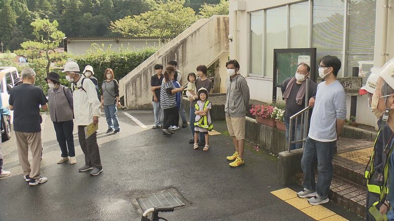 幅広い世代が訓練に参加