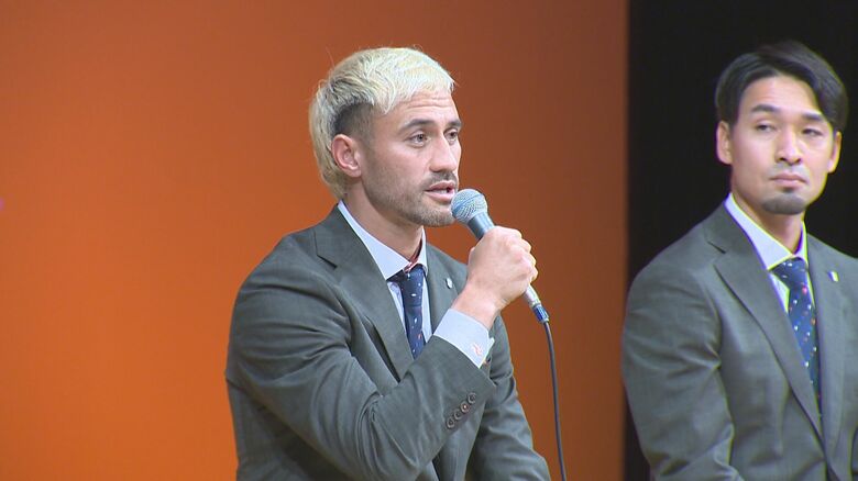 舞行龍ジェームズ 選手