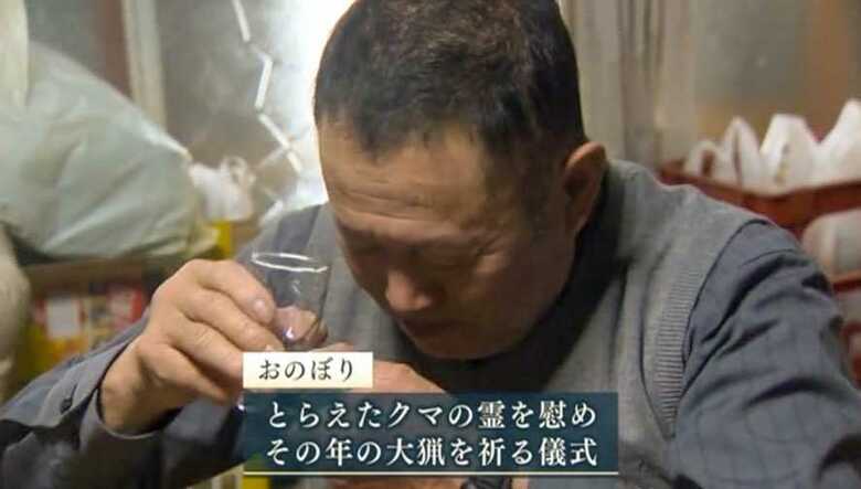 正月は猟師があつまり、全員で「おのぼり」を行う