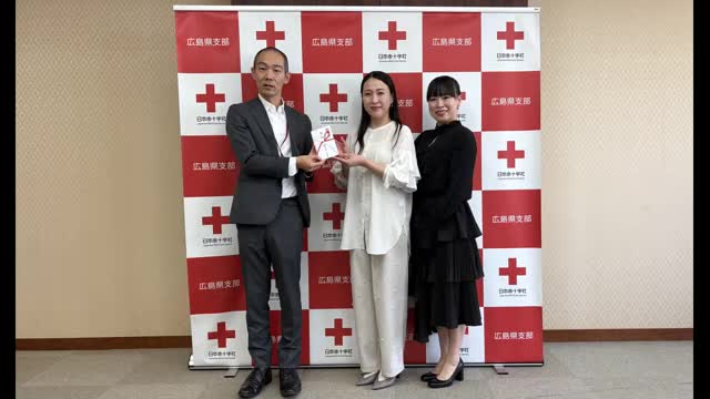 広島出身の姉妹デュオ・メビウスがＣＤ売上金の一部を寄付
