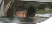 両陛下が那須御用邸から帰京　愛子さまは一足先に　御用邸では「かりゆし」姿で散策