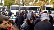 ロシア支配下のオレシュキに支援物資到着、住民の避難開始　トランプ氏の妻メラニアさんが停戦仲介