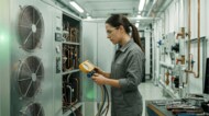 AIはデータセンターを構築できない：生成AIブームの影で深刻化する“熟練技能職”の不足、専門職を上回る採用難易度に