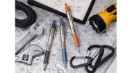 濡れた紙にも書けるボールペンが登場…仕組みと書き心地をゼブラに聞いた