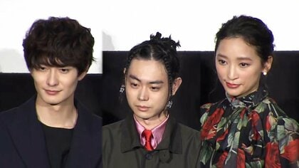 菅田将暉 岡田将生のモーニングルーティンに「“共食い”だなと…」　映画『CUBE 一度入ったら、最後』舞台挨拶