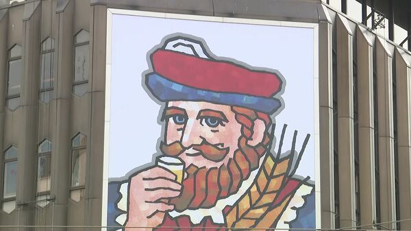 ニッカウヰスキーの看板「ニッカおじさん」がリニューアル！5代目は“絵画調”で「親しみやすく ...