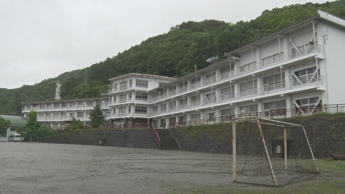諏訪地域でのロケの決め手となった旧城北小学校(長野県諏訪市)