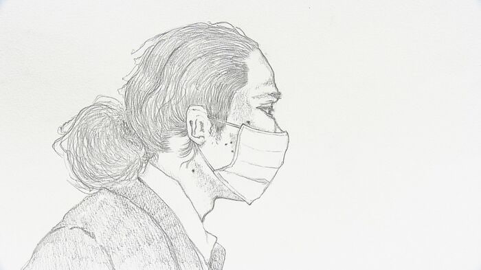 法廷内スケッチ