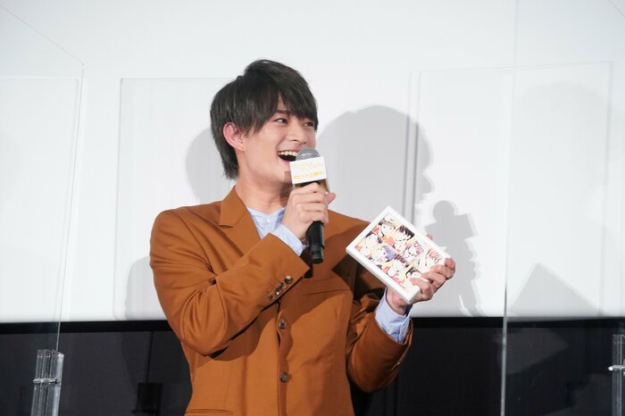 “強男”岩本照さんの事務所の後輩・浮所飛貴さん
