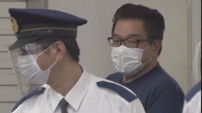 逮捕された早川幸範容疑者(62)(15日 新宿署)