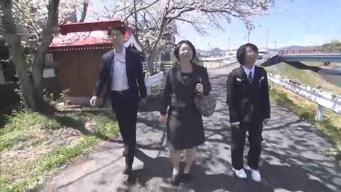 「この制服が好き」入学式にスラックスで初登校! 女子生徒の制服が選択制に