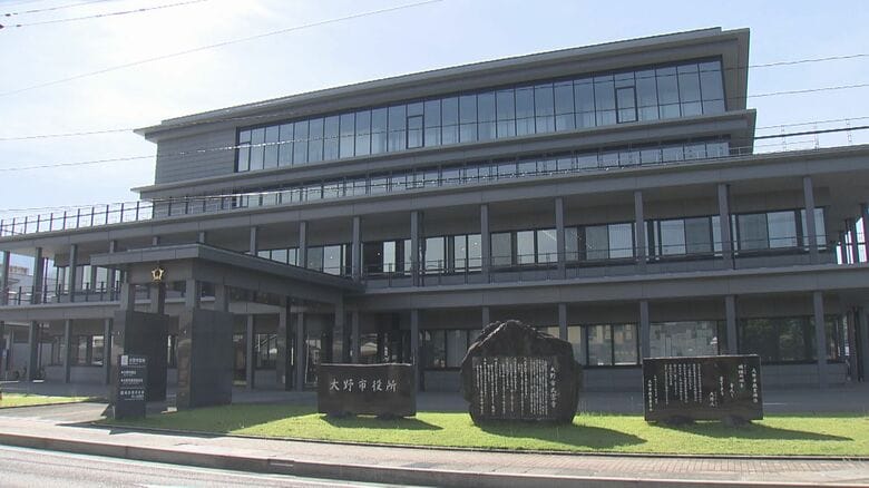 給食のごはんに異物混入…納入業者が原因調査せず廃棄　大野市が施設への立ち入り検査でネズミを発見、納入中止し改善指導　当面は主食持参に｜FNNプライムオンライン