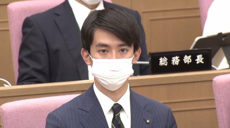 史上最年少26歳の芦屋市長が議会で所信表明　「まずは“JR芦屋駅前の再開発”に取り組みたい」【兵庫発】｜FNNプライムオンライン