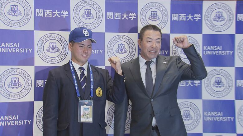 指名挨拶で鋭い第一球…4球団競合の関大・金丸 “歓喜の脱臼”中日・井上監督に「大きなガッツポーズ嬉しい」｜FNNプライムオンライン