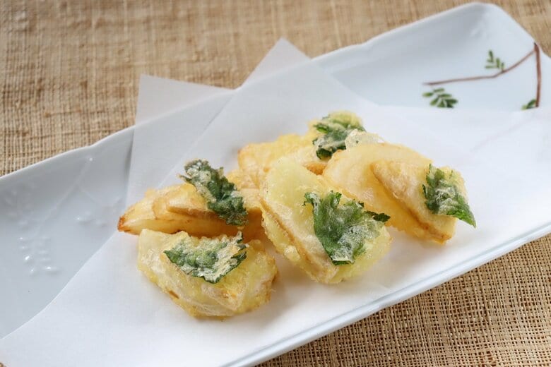たけのこ×新玉ねぎで旬を堪能する、ぜいたくな春の「かき揚げ」
