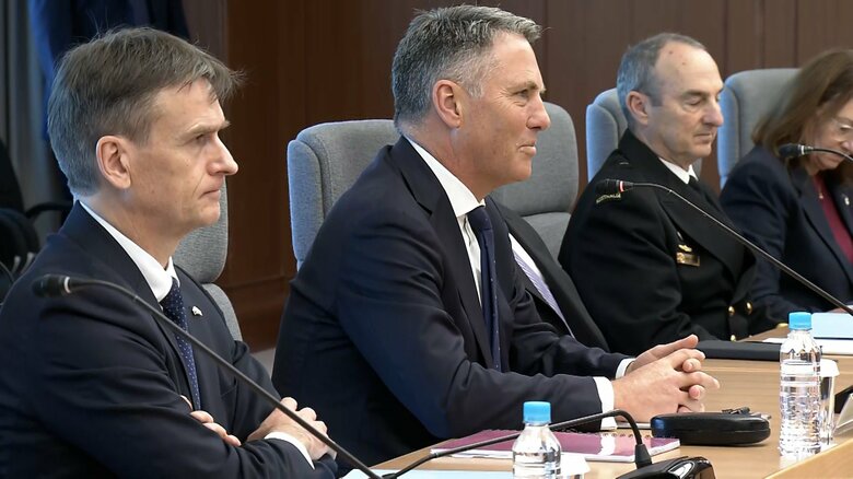 小泉防衛相と会談したオーストラリアのマールズ国防相