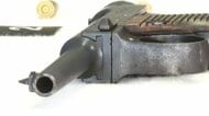 旧日本軍の拳銃を所持した疑い　腰とズボンの間に隠し持っていたか　知人宅で取り押さえられる　自称自営業の男（60）を逮捕　福岡