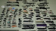 自宅と車から刃物100本押収　警棒や武器も　無職の男（41）を逮捕　職務質問の警察官にナイフで抵抗