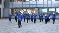 限られた1時間に情熱を込めて　マーチングで協調性磨き目指すは金賞　大館国際情報学院吹奏楽部18人の挑戦【秋田発】