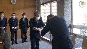 「赤ちゃんに絵本を読んであげて」…“心豊かな岡山っ子応援団” 寄付金贈呈 【岡山・岡山市】