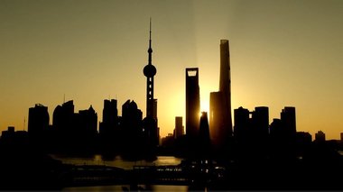 コロナ禍の世界6カ国9都市のクリスマスイルミネーション 人々は何を想い聖夜を迎えたのか