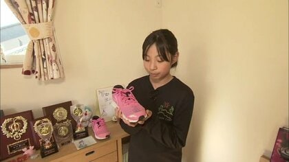 宝物はサイン入りシューズ　全国Vランナー増子陽太選手に憧れる石川成実さん《もっと！ぐっと！鏡石町》