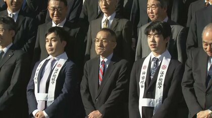 藤井聡太六冠が「叡王」防衛に挑む！「熱戦にできるよう」のぞかせた静かな闘志　決戦前日にはファンも必勝祈願　