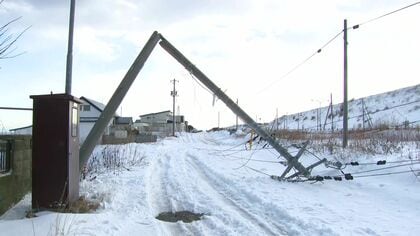 【記録的大雪の余波大きく】一夜明けても停電続く「寒くて寝ていられない」発電機で暖房ON！真冬の恰好で寒さしのいだ人も…JR北海道は16日も96本運休～根室線で線路支える路盤流出〈北海道〉