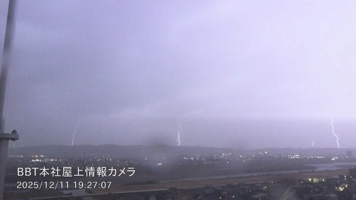 11日午後7時27分頃　富山市内