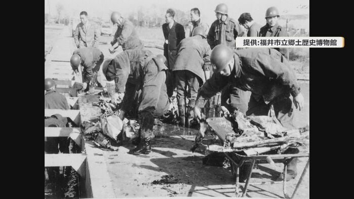 自衛隊の協力で行われた発掘調査の様子