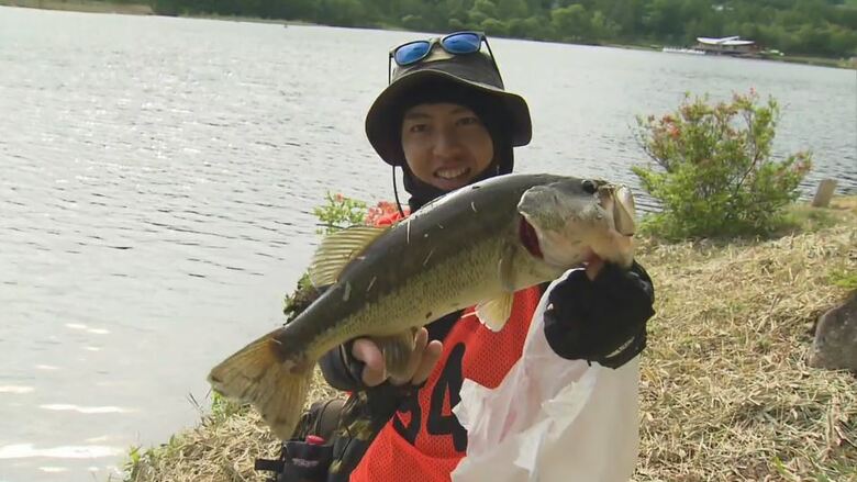 誰かが20年程前に放ち…特定外来生物「ブラックバス」増加　女神湖で駆除目的の釣り大会「生態系、環境を守る」｜FNNプライムオンライン