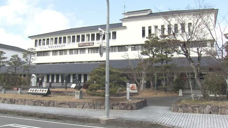 衆院選開票の準備中に去年の参院選で投じられた投票用紙８枚見つかる　結果への反映は不可　選挙管理委員会が謝罪　兵庫・丹波篠山市｜FNNプライムオンライン