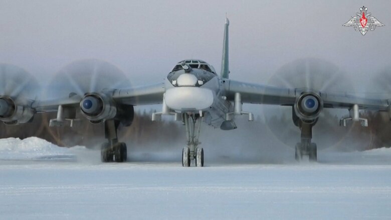 ロシア航空宇宙軍Tu-95MSベアH大型爆撃機(ロシア国防省・2月)