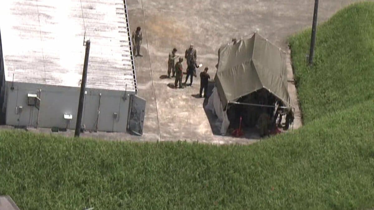 不発弾保管庫で爆発、自衛隊員4人けが アメリカ軍基地敷地内にある県