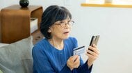 もし大金の預金があったら?死んでも銀行口座から引き落としが続いていく…準備不足な“おひとりさま”の末路
