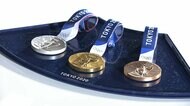 メダルは自分で首に掛ける 表彰式 IOCが新たなルールを発表