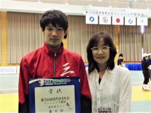 女手一つで競技費用も工面…「おかんにメダルかけてあげたい」フェンシング山田優が狙う“最高のプレゼント”