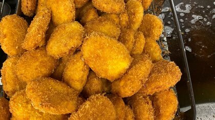 台風に負けるな「コロッケ1個1円」　有名弁当店が販売キャンペーン