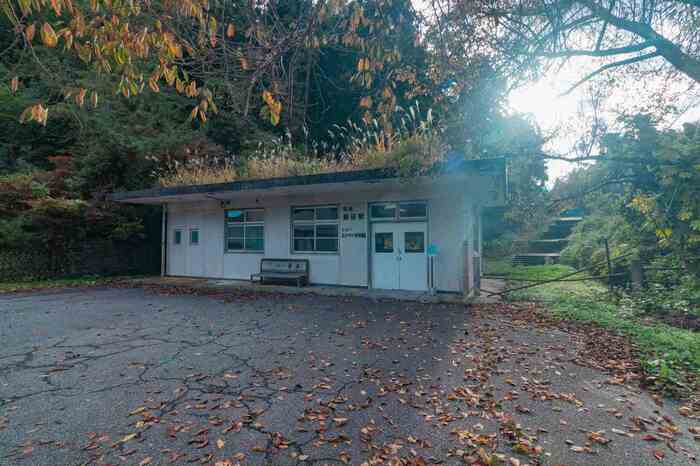 旧飯田駅（2022年11月撮影）