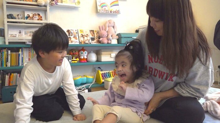 雫華ちゃんの母・友美さんと兄・柊臣くん